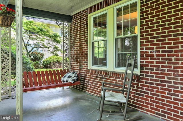 61 Park Rd, Reading, PA 19609 - view of covered porch