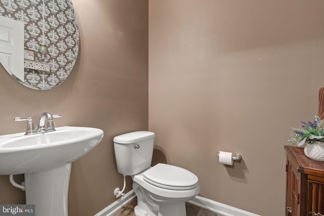17365 Norland Way, Shrewsbury, PA 17361 - bathroom featuring baseboards and toilet
