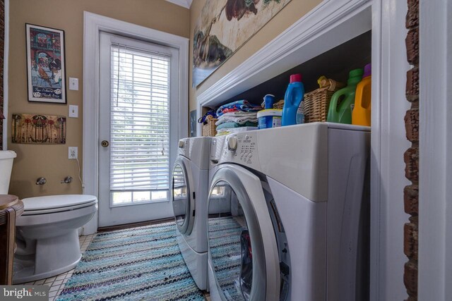 289 Newman Ave, Harrisonburg, VA 22801 - washroom featuring washing machine and clothes dryer