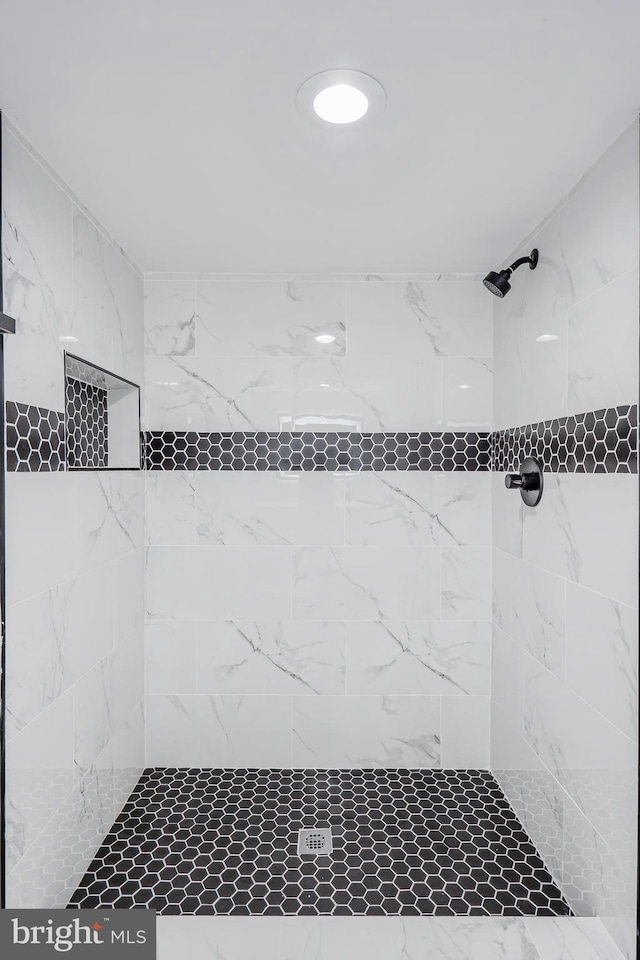 2017 Fairlane Rd, Bel Air, MD 21015 - bathroom with a tile shower