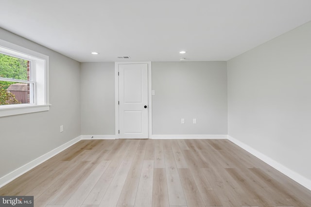 2017 Fairlane Rd, Bel Air, MD 21015 - spare room featuring light wood finished floors, baseboards, and recessed lighting