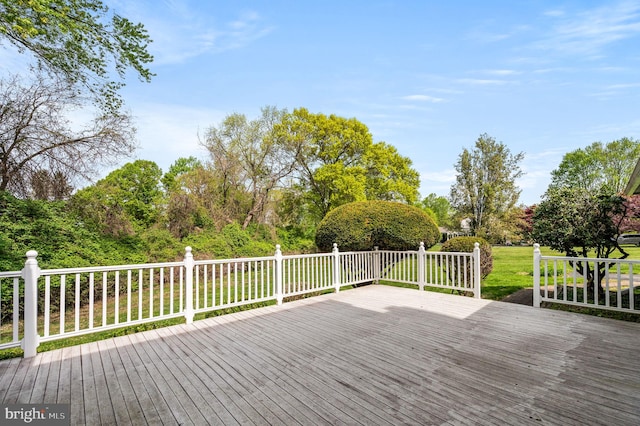 1050 Powderhorn Dr, Glen Mills, PA 19342 - wooden terrace featuring a lawn