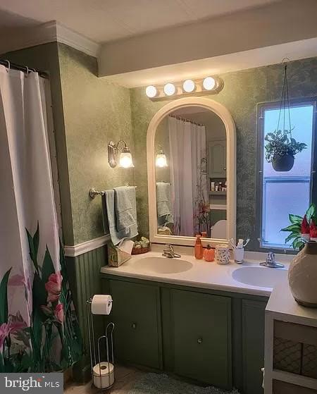 79 Martin Dr, Whiting, NJ 08759 - full bath with double vanity