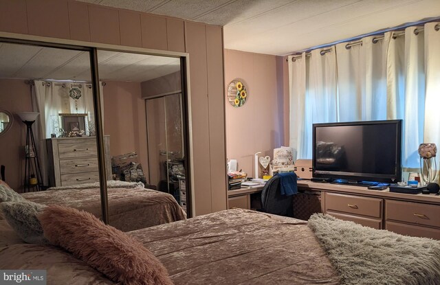79 Martin Dr, Whiting, NJ 08759 - bedroom featuring a desk