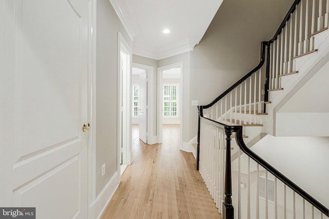 1473 Evans Farm Dr, Mclean, VA 22101 - hall featuring light wood-style floors, ornamental molding, recessed lighting, baseboards, and stairway