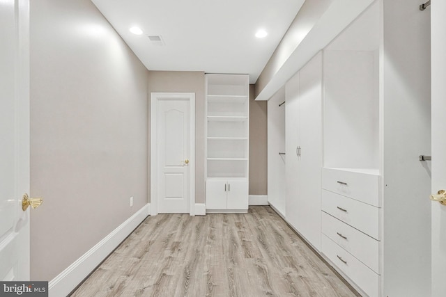 1473 Evans Farm Dr, Mclean, VA 22101 - unfurnished bedroom featuring light wood-style floors, recessed lighting, and baseboards