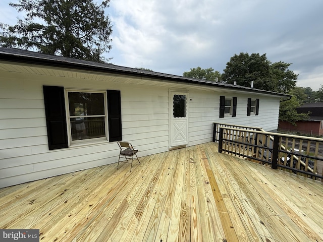 2205 Roth Rd, Edgewood, MD 21040 - view of wooden terrace
