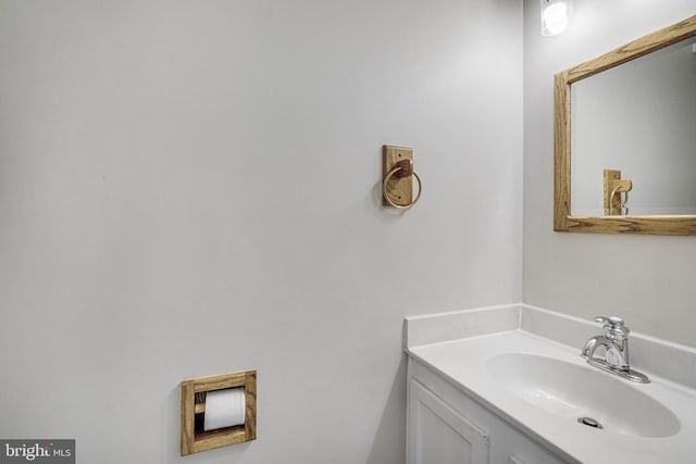 5926 Clermont Landing Ct, Burke, VA 22015 - bathroom featuring vanity