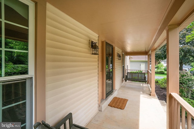 5926 Clermont Landing Ct, Burke, VA 22015 - view of porch