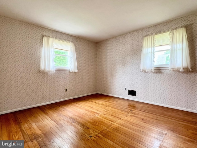 18 Jamaica Way, Hamilton, NJ 08610 - unfurnished room with light wood-style flooring and baseboards
