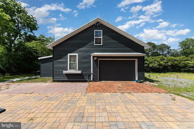 2806 Northumberland Hwy, Lottsburg, VA 22511 - garage featuring decorative driveway