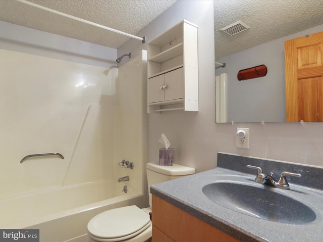 239 Onondaga Trl, Hedgesville, WV 25427 - bathroom featuring a textured ceiling, toilet, bathtub / shower combination, and vanity