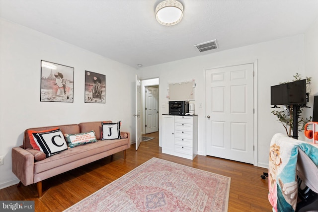 308 Fawn Dr, Winchester, VA 22602 - living room with wood finished floors and baseboards