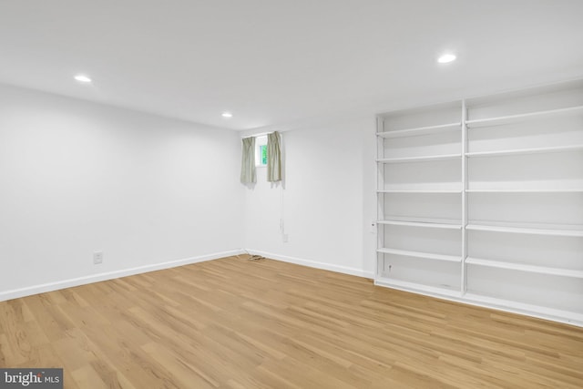 1501 Stirling Ct, Fort Washington, MD 20744 - spare room featuring light wood-type flooring, recessed lighting, and baseboards