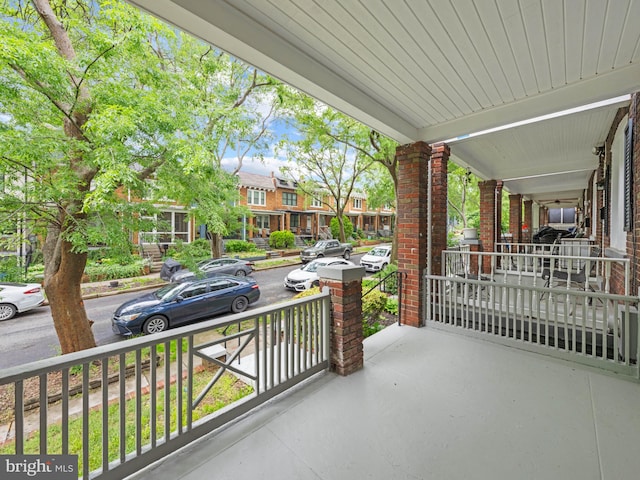 519 23rd Pl NE, Washington, DC 20002 - porch featuring a residential view