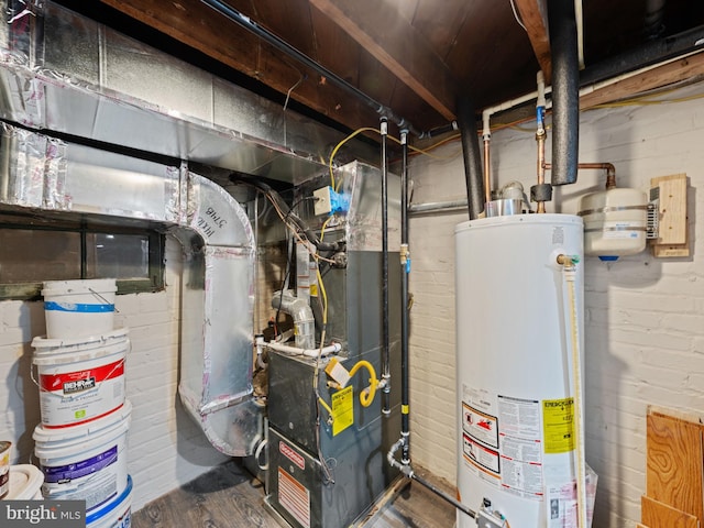 519 23rd Pl NE, Washington, DC 20002 - utilities featuring water heater
