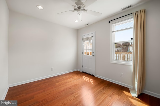 214 S Madeira St S, Baltimore, MD 21231 - entryway featuring light wood finished floors, baseboards, recessed lighting, and a ceiling fan