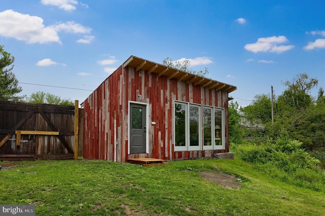 1700 N Texter Mountain Rd, Reinholds, PA 17569 - view of outbuilding