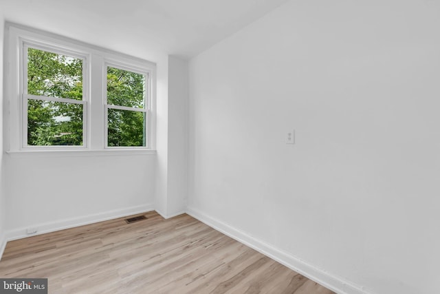 4428 Edson Pl NE, Washington, DC 20019 - unfurnished room featuring light wood-type flooring and baseboards