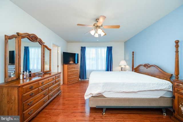 314 Valley Ct, Sinking Spring, PA 19608 - bedroom featuring wood finished floors and a ceiling fan