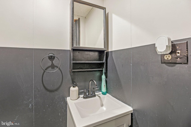 2908 Ruskin Ct, Abingdon, MD 21009 - bathroom with vanity