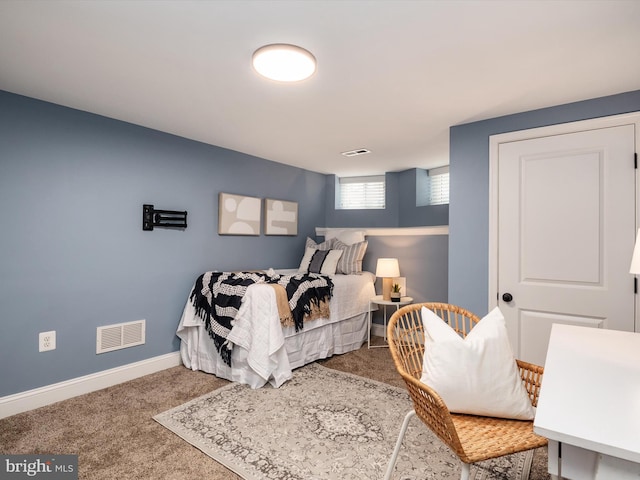 628 E Fort Ave, Baltimore, MD 21230 - carpeted bedroom featuring baseboards