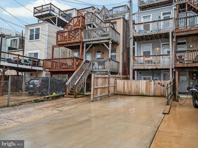 628 E Fort Ave, Baltimore, MD 21230 - rear view of house featuring stairway