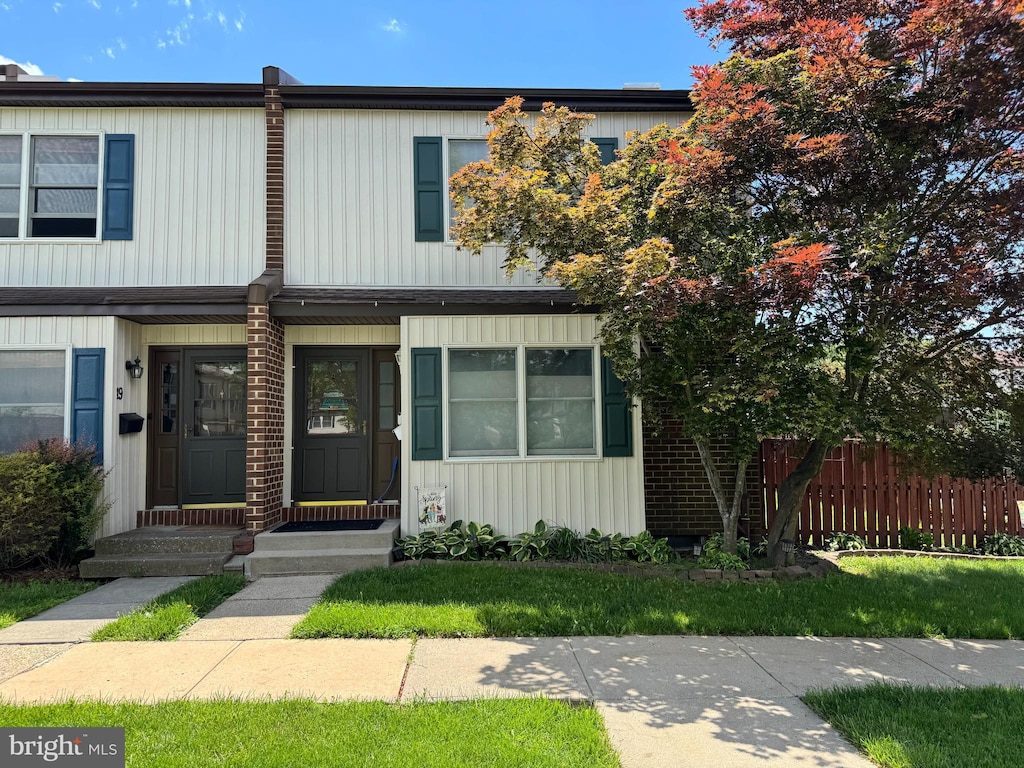 D20 Carver Pl, Lawrence Township, NJ 08648 - multi unit property with fence