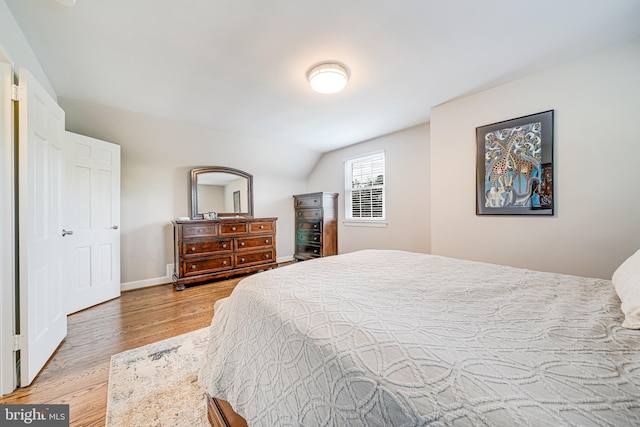 600 Saint Andrews Ln, Silver Spring, MD 20901 - bedroom featuring light wood finished floors and baseboards