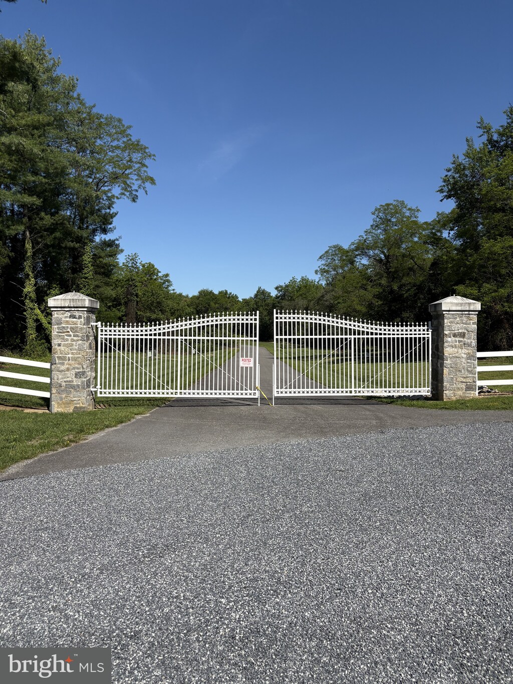 1 Wilson Point Rd, Galena, MD 21635