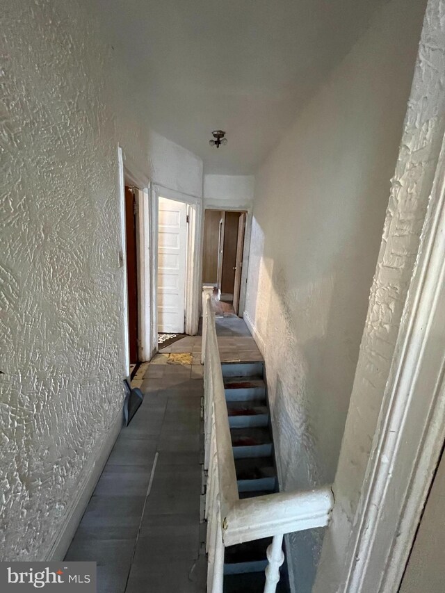 2918 N Taylor St, Philadelphia, PA 19132 - view of staircase