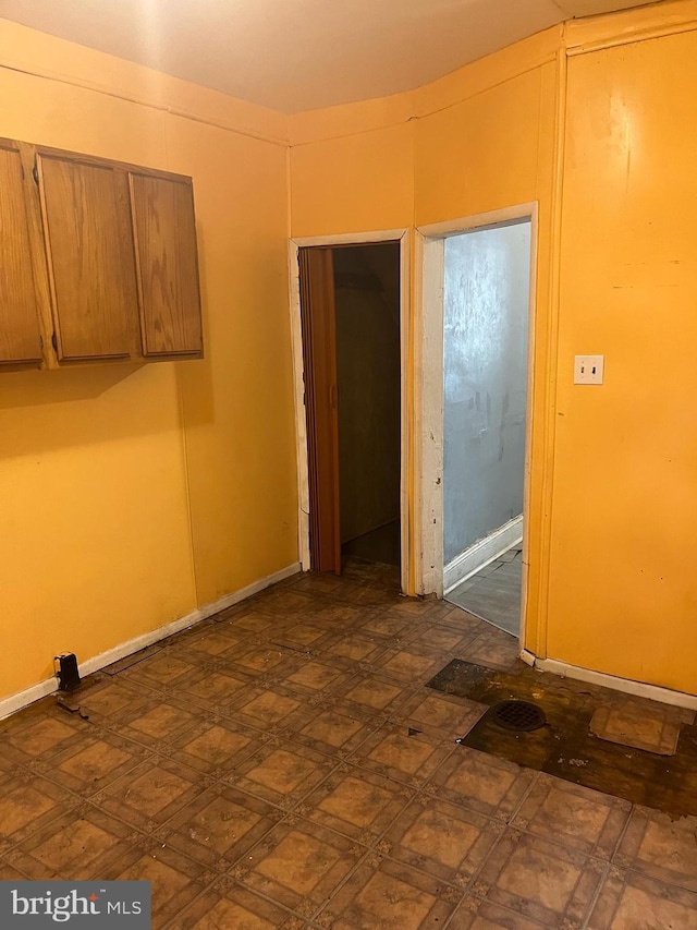 2918 N Taylor St, Philadelphia, PA 19132 - unfurnished room with dark flooring