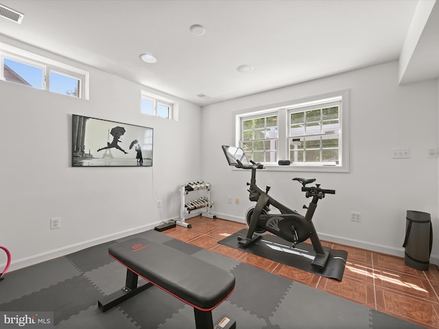 720 Cyprian Ct, Gambrills, MD 21054 - exercise area with recessed lighting and baseboards