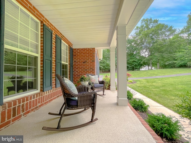 9150 Sparkling Pl, Charlotte Hall, MD 20622 - covered porch with a yard