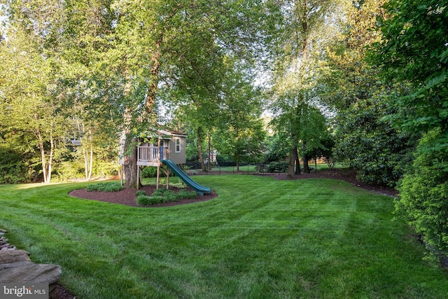 6529 Sothoron Rd, Mclean, VA 22101 - view of grassy yard with a playground