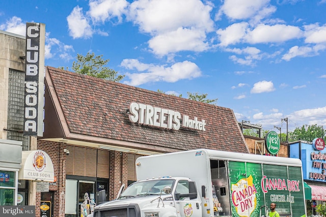 2907 Newark St NW, Washington, DC 20008 - view of commercial location