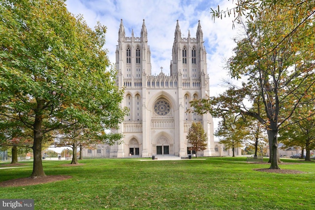 2907 Newark St NW, Washington, DC 20008 - view of building exterior