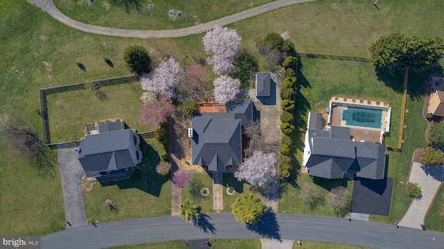 aerial view of property and surrounding area