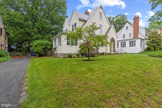 4404 Eastway, Baltimore, MD 21218 - view of front of house with a front lawn