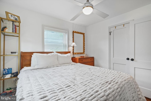 16 E Monroe Ave, Alexandria, VA 22301 - bedroom featuring a ceiling fan