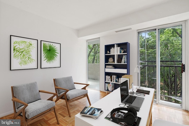 700 7th St SW Unit 507, Washington, DC 20024 - view of home office