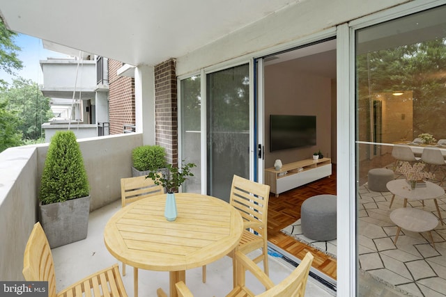 700 7th St SW Unit 507, Washington, DC 20024 - view of patio / terrace with a balcony