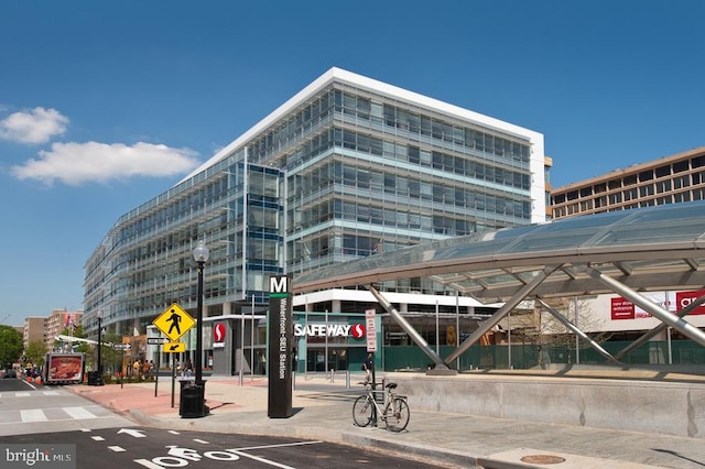 700 7th St SW Unit 507, Washington, DC 20024 - view of building exterior