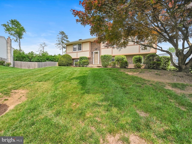 719 Loblolly Ln, Reading, PA 19607 - view of front of property with brick siding