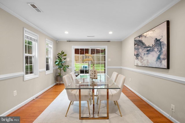3949 Taney Ave, Alexandria, VA 22304 - dining space with wood finished floors, ornamental molding, baseboards, and recessed lighting