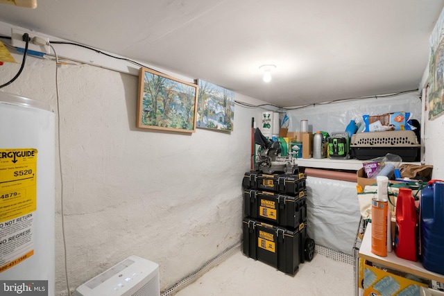 3949 Taney Ave, Alexandria, VA 22304 - finished below grade area with gas water heater