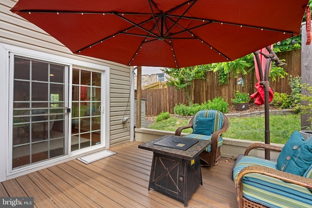 3949 Taney Ave, Alexandria, VA 22304 - deck featuring a fenced backyard