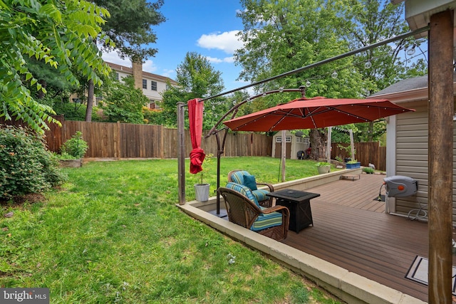 3949 Taney Ave, Alexandria, VA 22304 - view of yard with a wooden deck