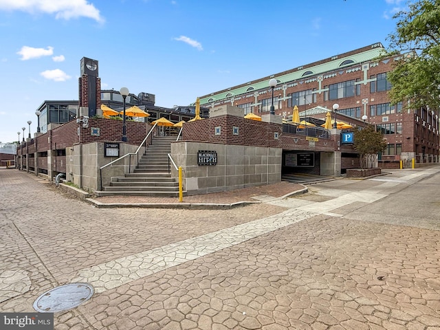 3949 Taney Ave, Alexandria, VA 22304 - view of property