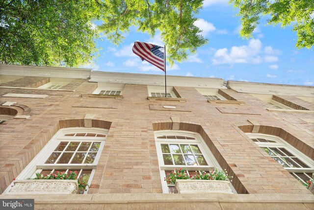 2314 20th St NW, Washington, DC 20009 - exterior view